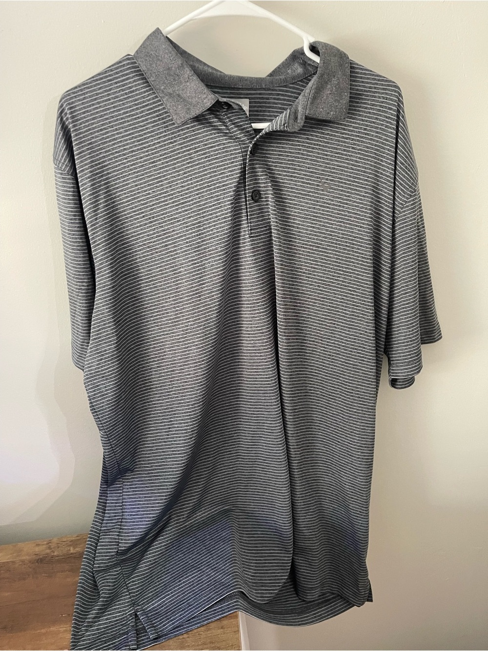Callaway Men's Gray Thin-Striped Polo